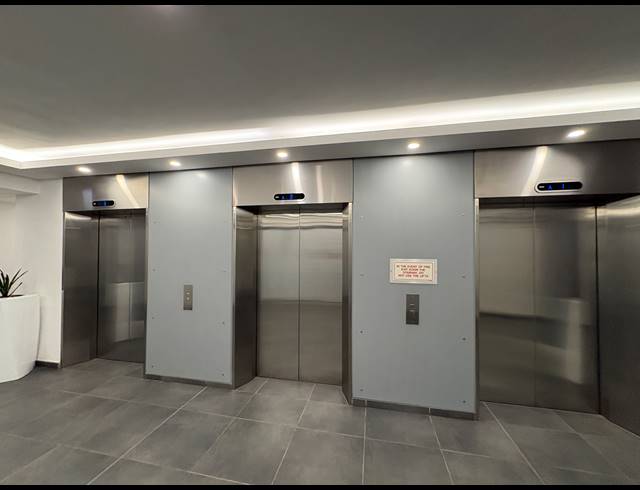 1,344M² OFFICE TO LET IN CLAREMONT